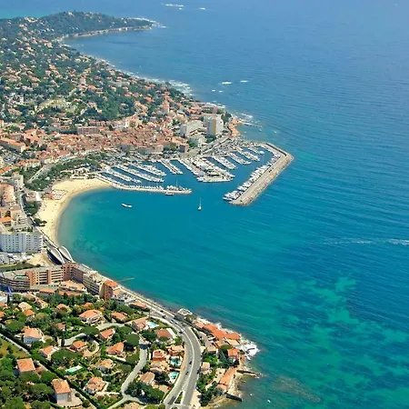Feriehus Charmante Maison Centre-ville Sainte-maxime, Plages A 2 Pas