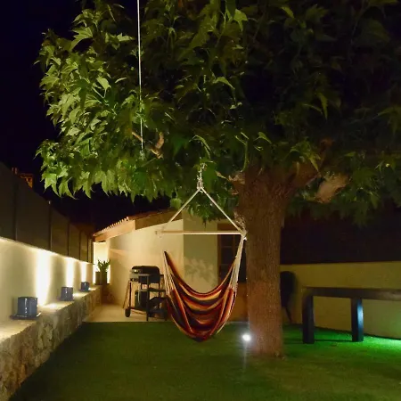 Holiday home Charmante Maison Centre-ville Sainte-maxime, Plages A 2 Pas