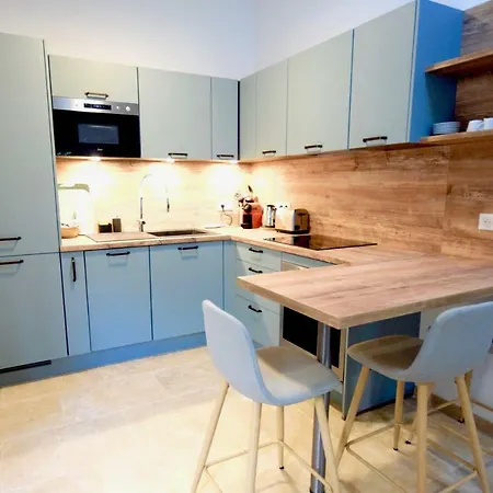 Charmante Maison Centre-ville Sainte-maxime, Plages A 2 Pas Holiday home *